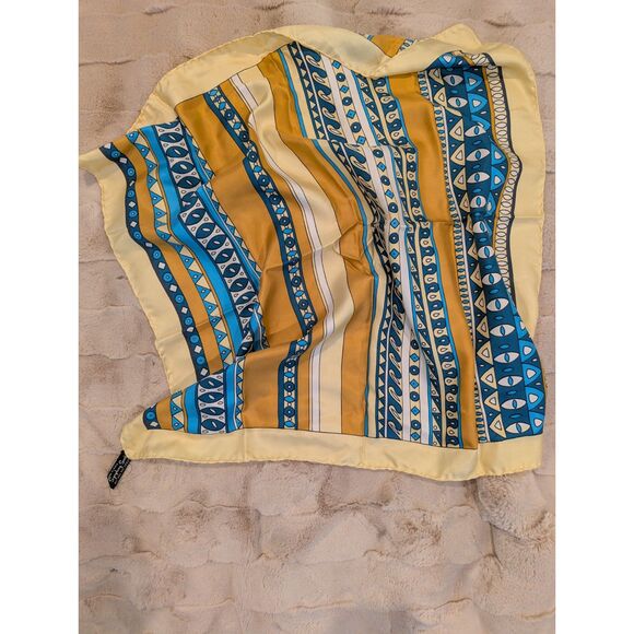 Mixed Lot of 6 Vintage Scarves–Silk, Rayon, Polyester – Designer & Tagged Pieces - Picture 7 of 13